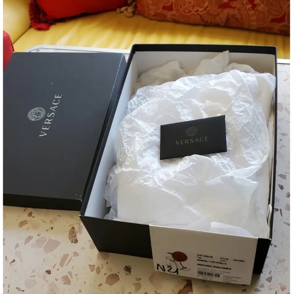 Versace MultiGalvanica Medusa Black/Gold Medallion Block Heel Leather Sandals - Picture 13 of 13